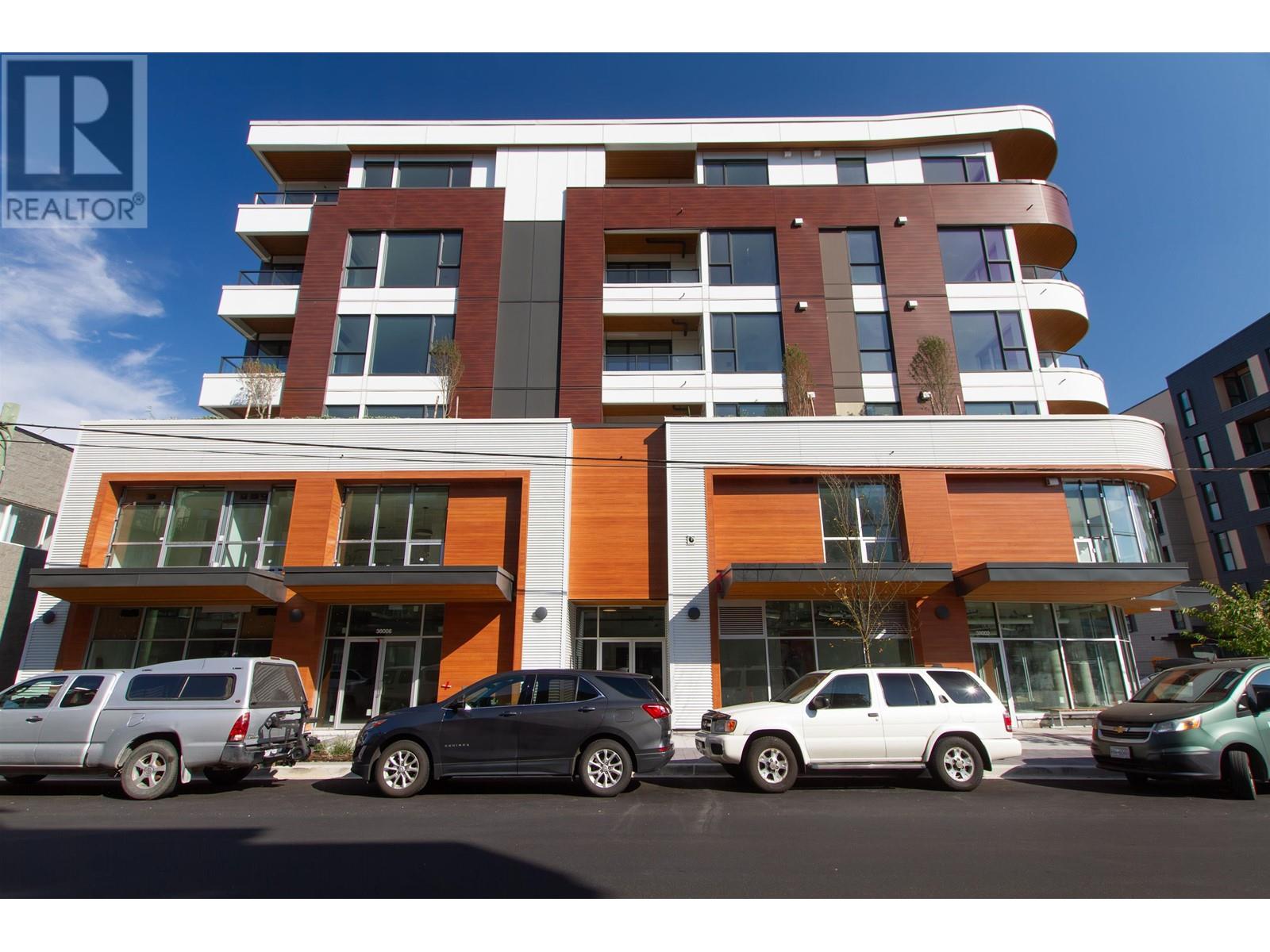 38006 Second Avenue, Squamish, British Columbia V8B 0C3 - Photo 4 - C8062352