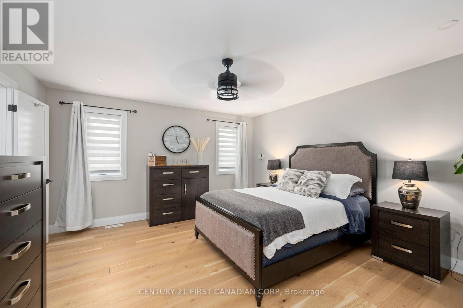 Photo 15 of 40 for 2393 Bakervilla Street