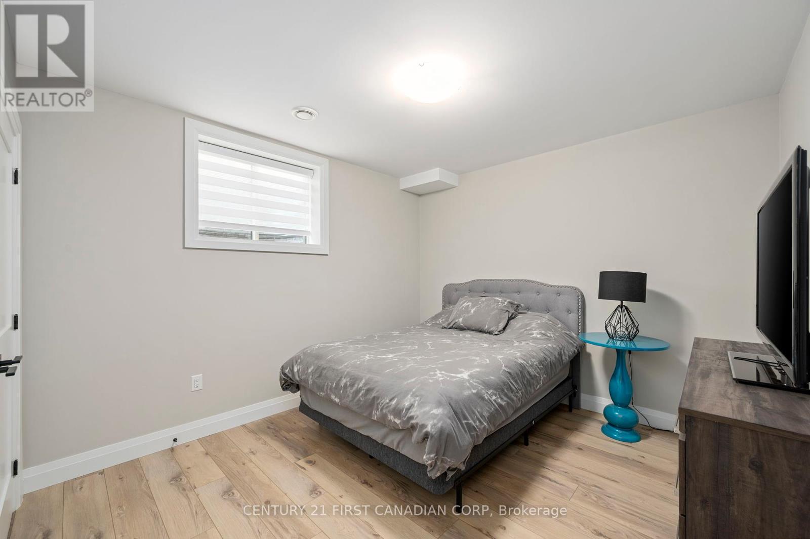 Photo 29 of 40 for 2393 Bakervilla Street