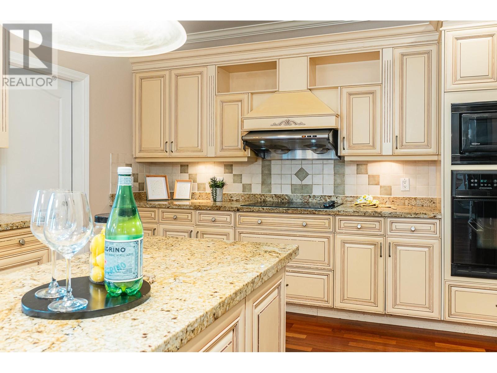 7289 Gray Avenue, Burnaby, British Columbia  V5J 3Z1 - Photo 12 - R2924625