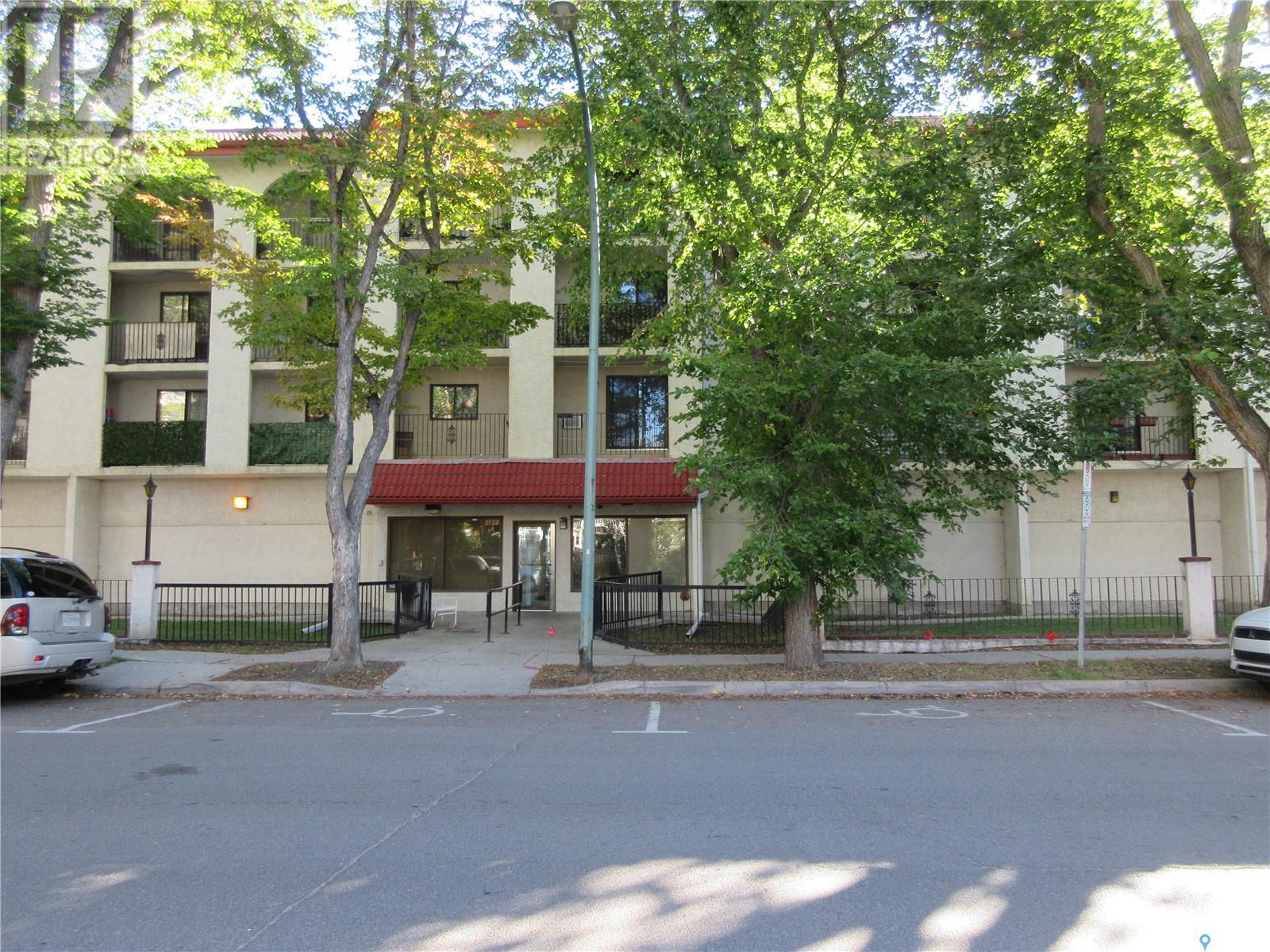 Property at 404 2125 Osler STREET image 1