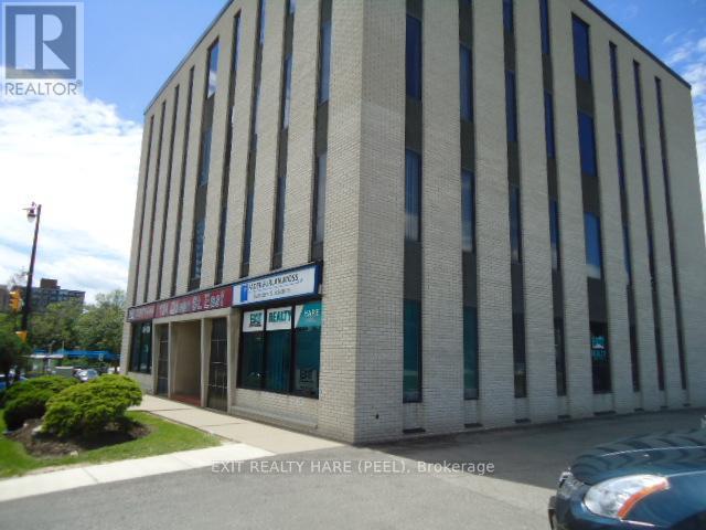 207 - 134 Queen Street E, Brampton, Ontario  L6V 1B2 - Photo 1 - W9374227