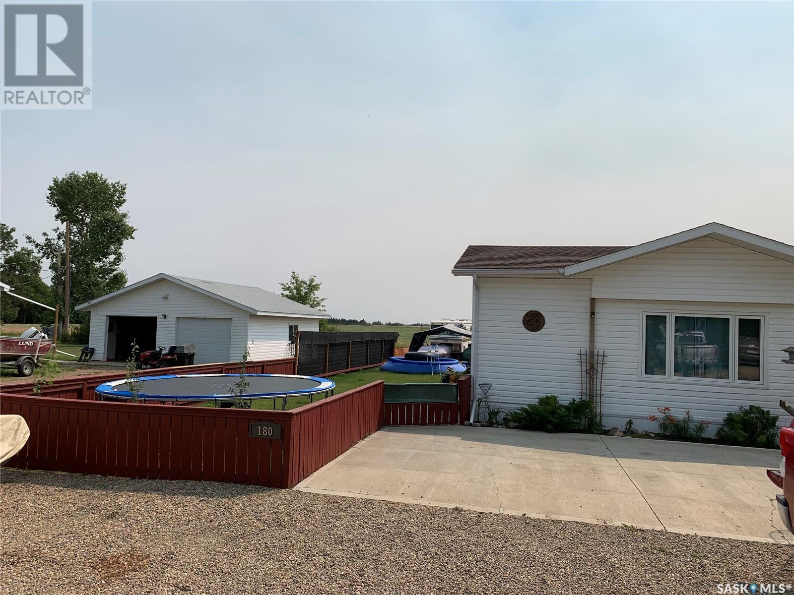 180 2nd Street, Meota, Saskatchewan  S0M 1X0 - Photo 27 - SK984957