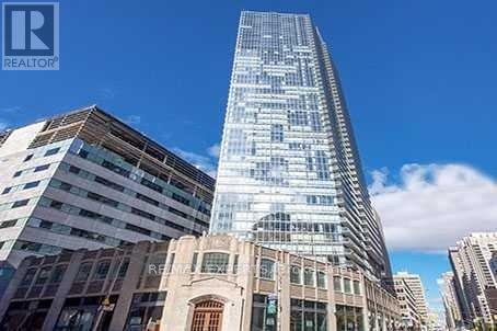 3208 - 832 BAY STREET, Toronto, Ontario