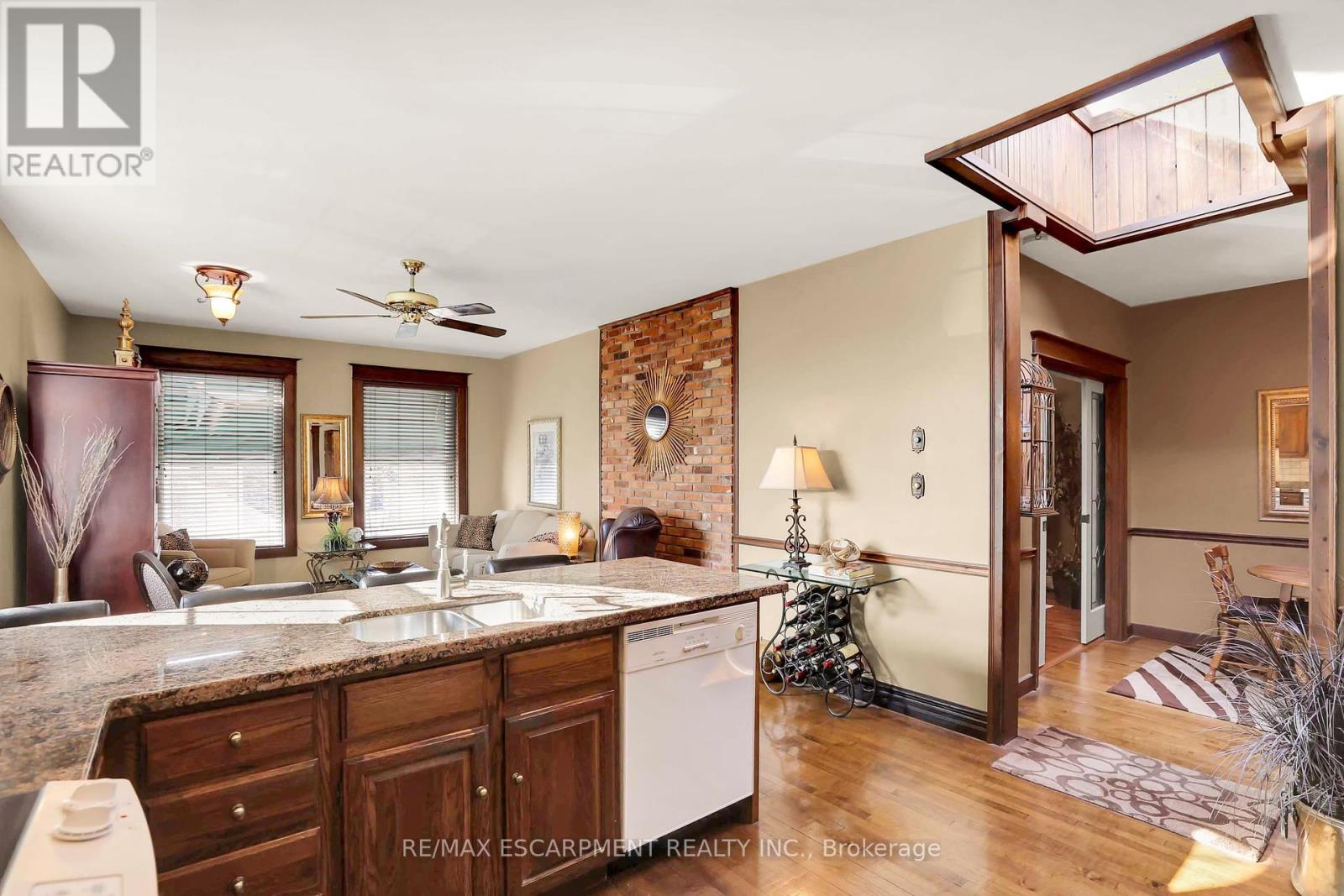 24 Cross Street, Welland, Ontario  L3B 3G1 - Photo 11 - X9374278
