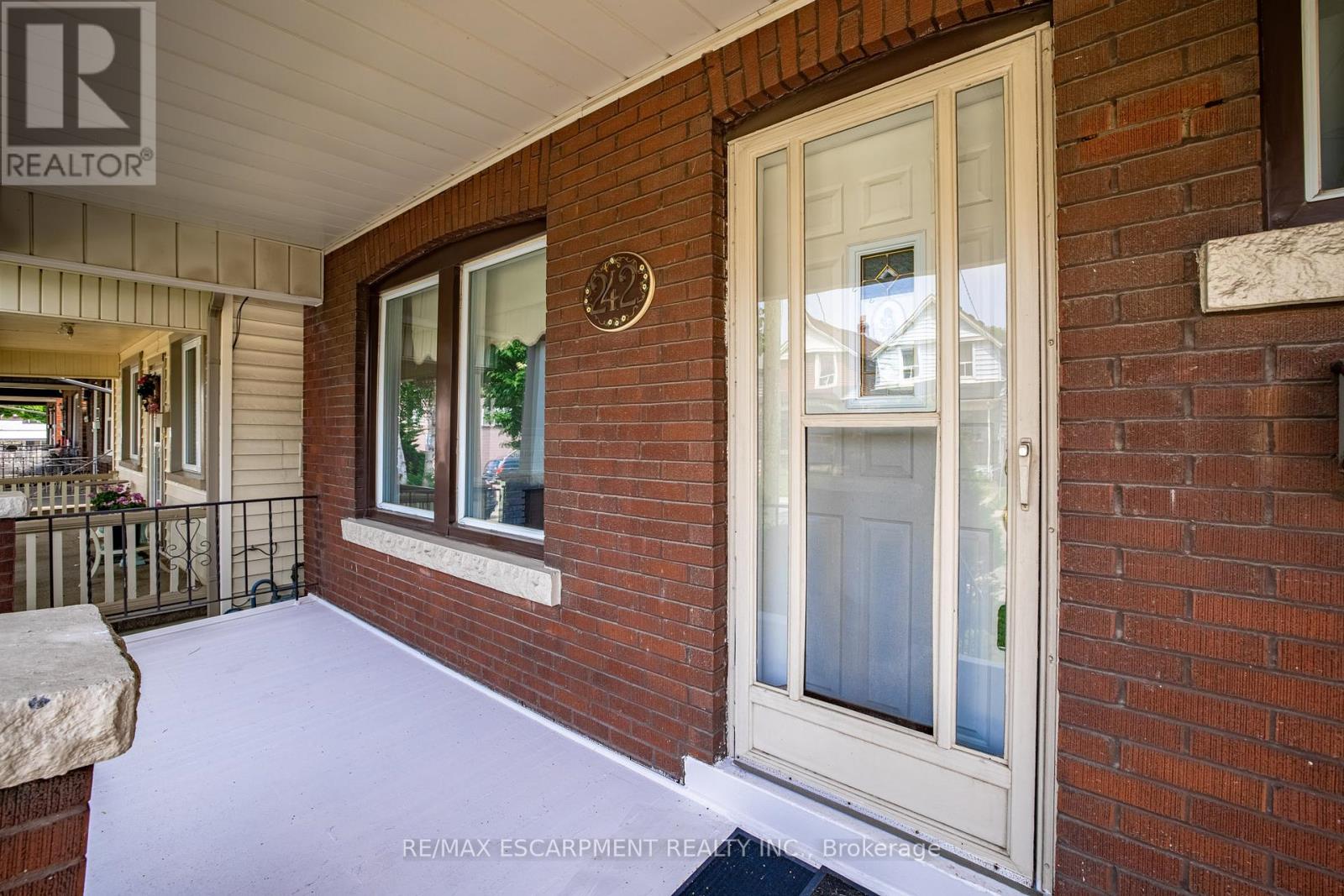 242 Glendale Avenue N, Hamilton, Ontario  L8L 7K3 - Photo 4 - X9374450