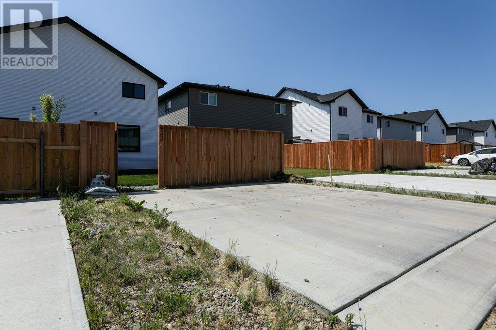 953 Miners Boulevard W, Lethbridge, Alberta  T1J 5S6 - Photo 29 - A2149490