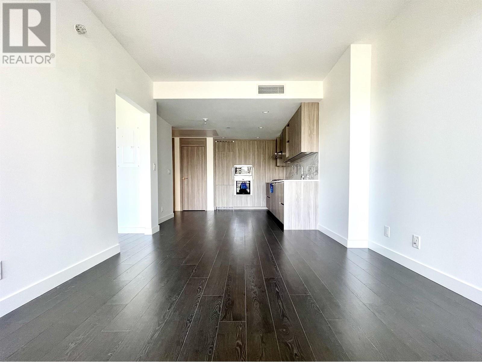 Listing Picture 5 of 18 : 906 4880 LOUGHEED HIGHWAY, Burnaby / 本拿比 - 魯藝地產 Yvonne Lu Group - MLS Medallion Club Member