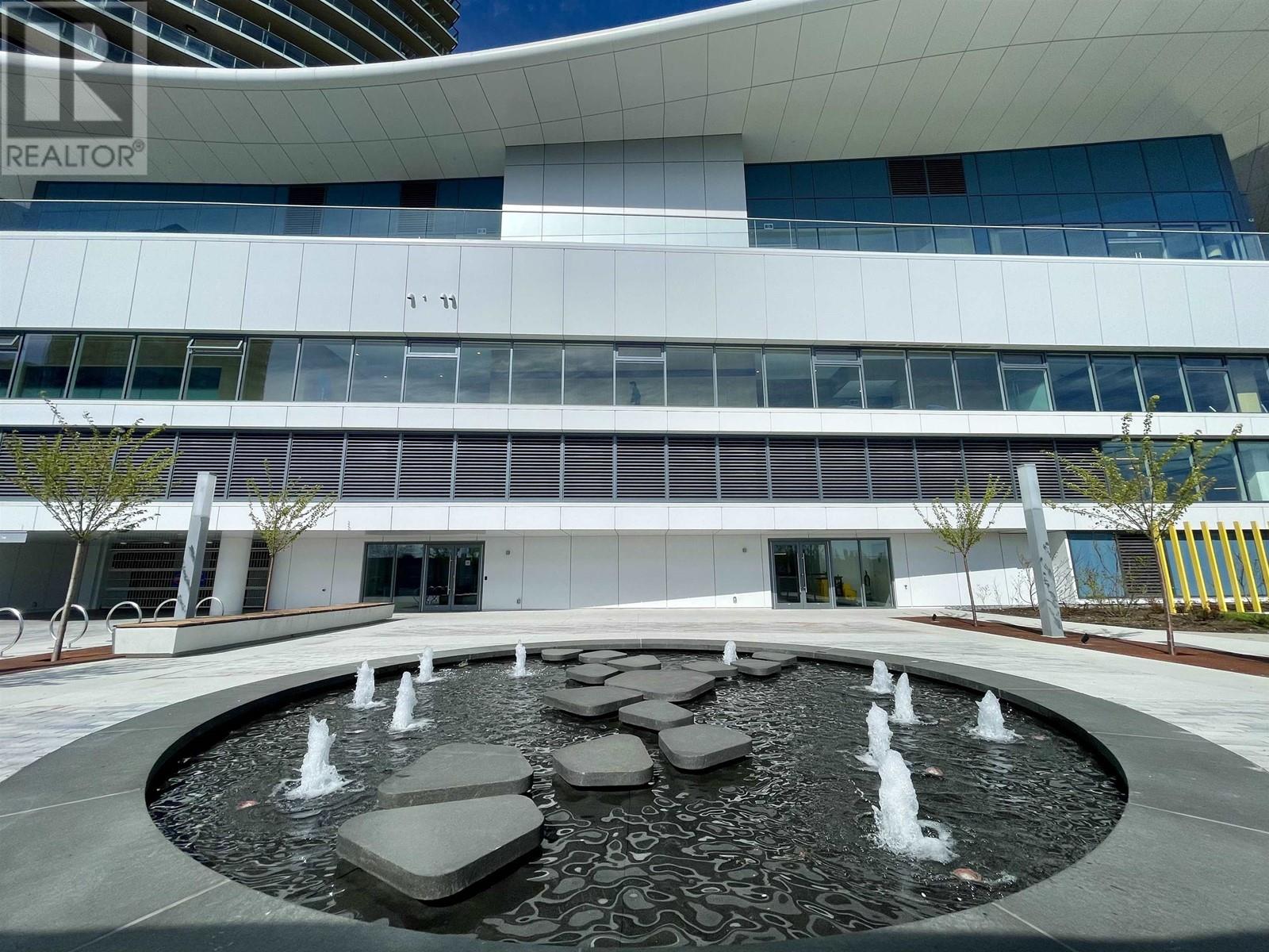 Listing Picture 16 of 18 : 906 4880 LOUGHEED HIGHWAY, Burnaby / 本拿比 - 魯藝地產 Yvonne Lu Group - MLS Medallion Club Member