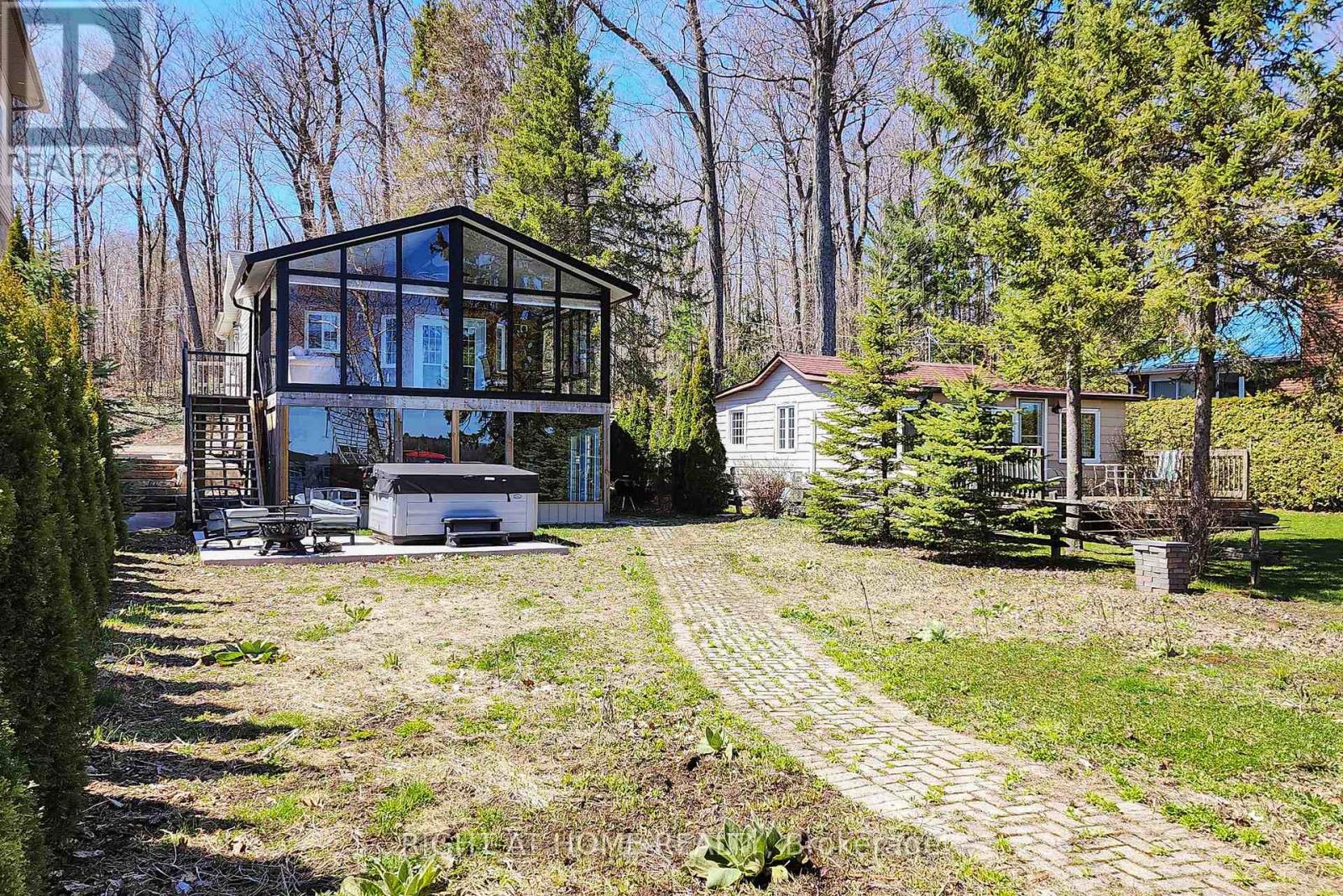 36 Hills Road, Kawartha Lakes, Ontario  K0M 1A0 - Photo 1 - X9374848