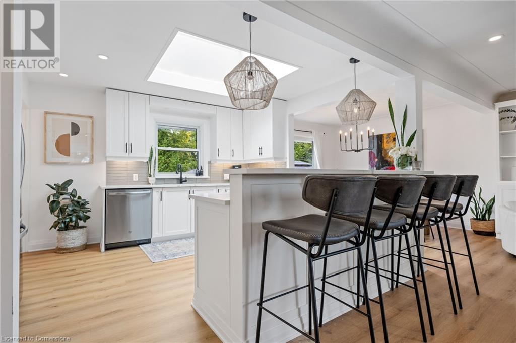 2227 Deyncourt Drive, Burlington, Ontario  L7R 1W2 - Photo 10 - 40652416