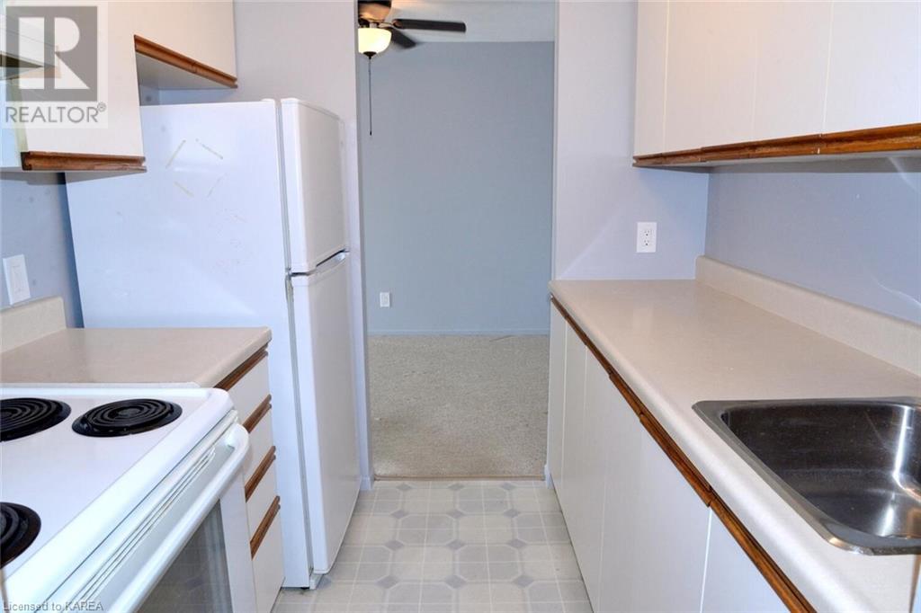 550 Talbot Place Unit# 202, Gananoque, Ontario  K7G 3C6 - Photo 4 - 40627089