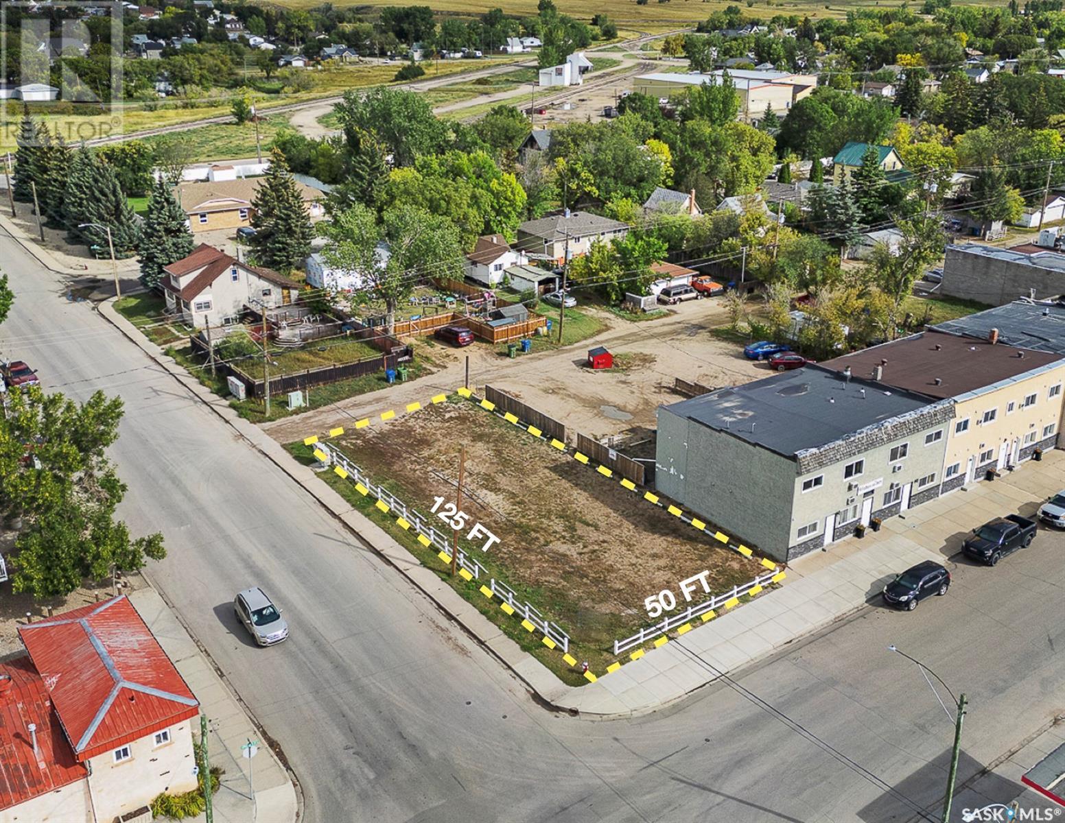 402 ATHABASCA STREET E, Moose Jaw, Saskatchewan
