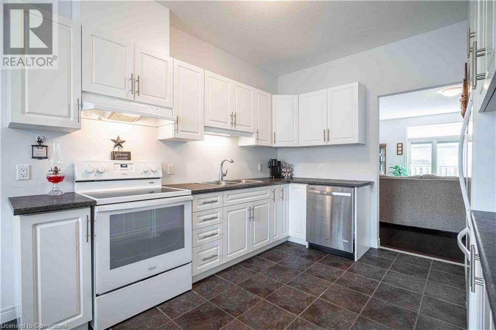 8 Hillgartner Lane, Binbrook, Ontario L0R 1C0 - Photo 10 - 40655266