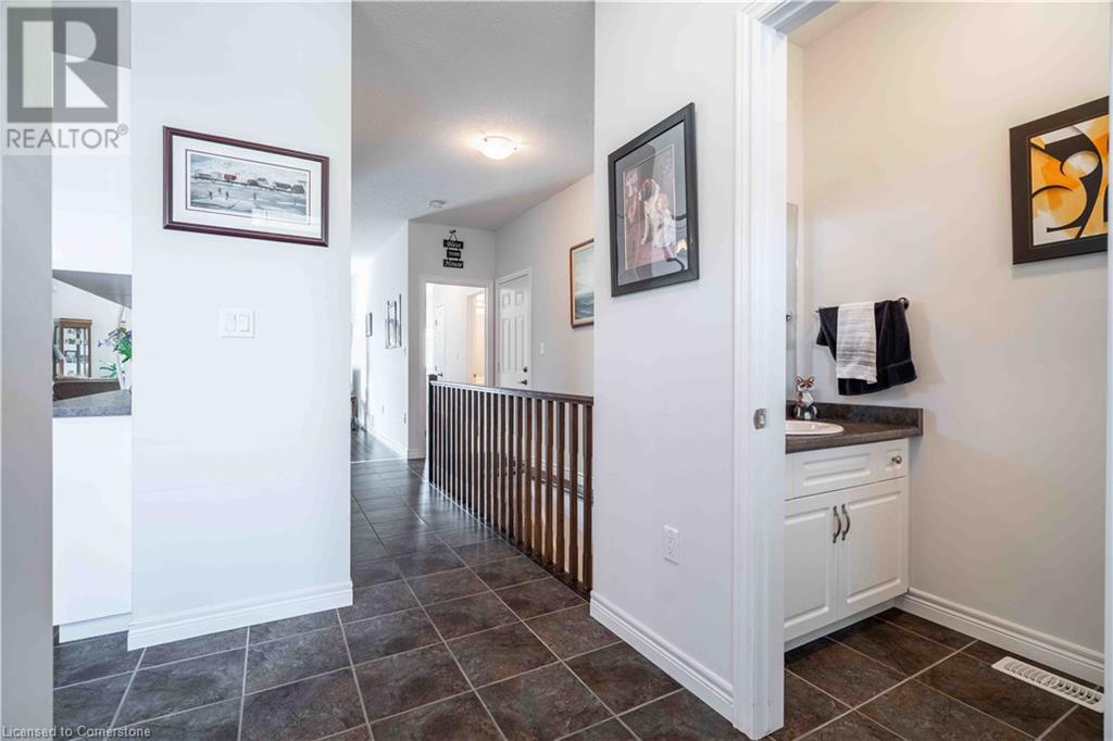 8 Hillgartner Lane, Binbrook, Ontario L0R 1C0 - Photo 6 - 40655266