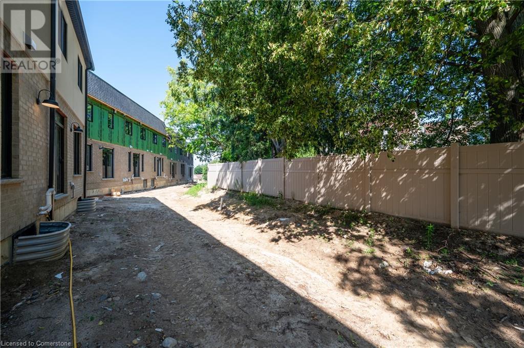143 Elgin Street N Unit# Lot 64Cambridge, Ontario  N1R 0E1 - Photo 31 - 40655086