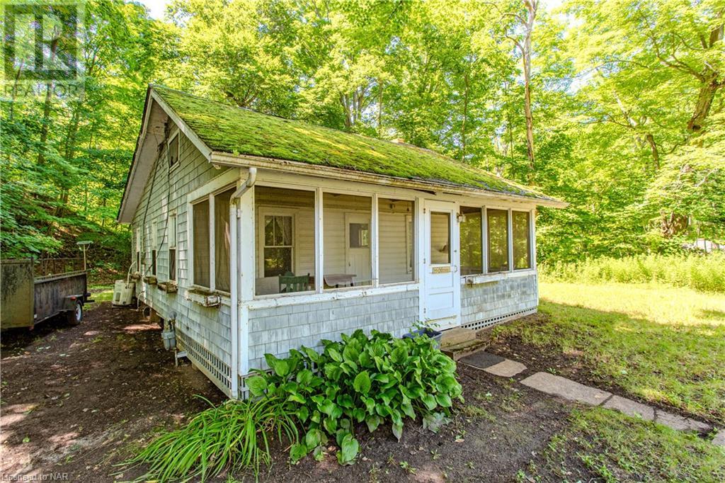 212 Holloway Bay Road SPort Colborne (874 - Sherkston), Ontario  L0S 1R0 - Photo 2 - X9414107