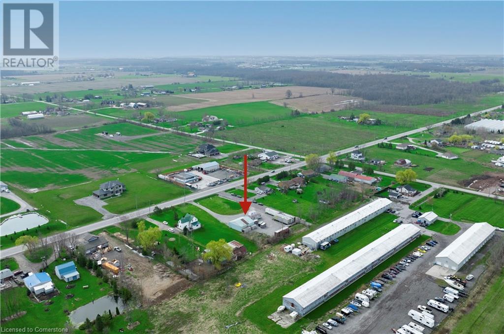 290 Mountain RoadGrimsby, Ontario  L3M 4E7 - Photo 5 - 40656000