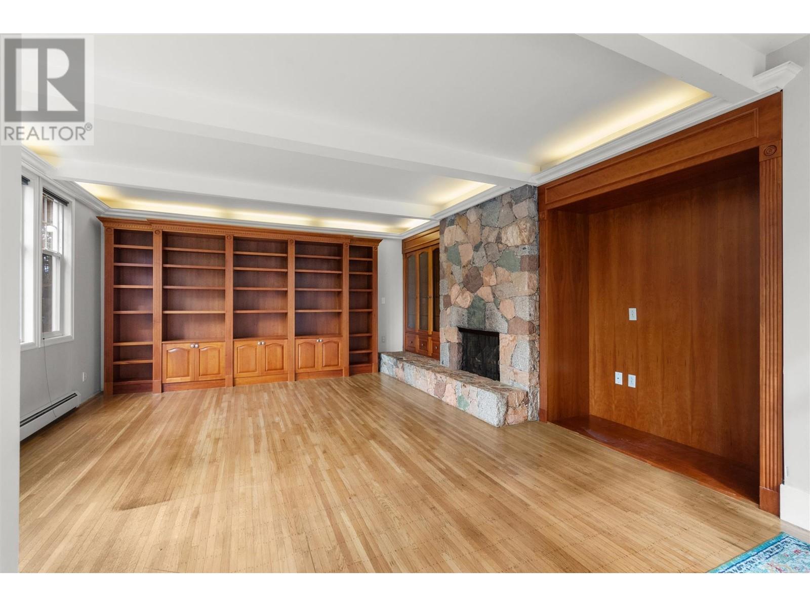 Listing Picture 15 of 31 : 4637 ANGUS DRIVE, Vancouver / 溫哥華 - 魯藝地產 Yvonne Lu Group - MLS Medallion Club Member