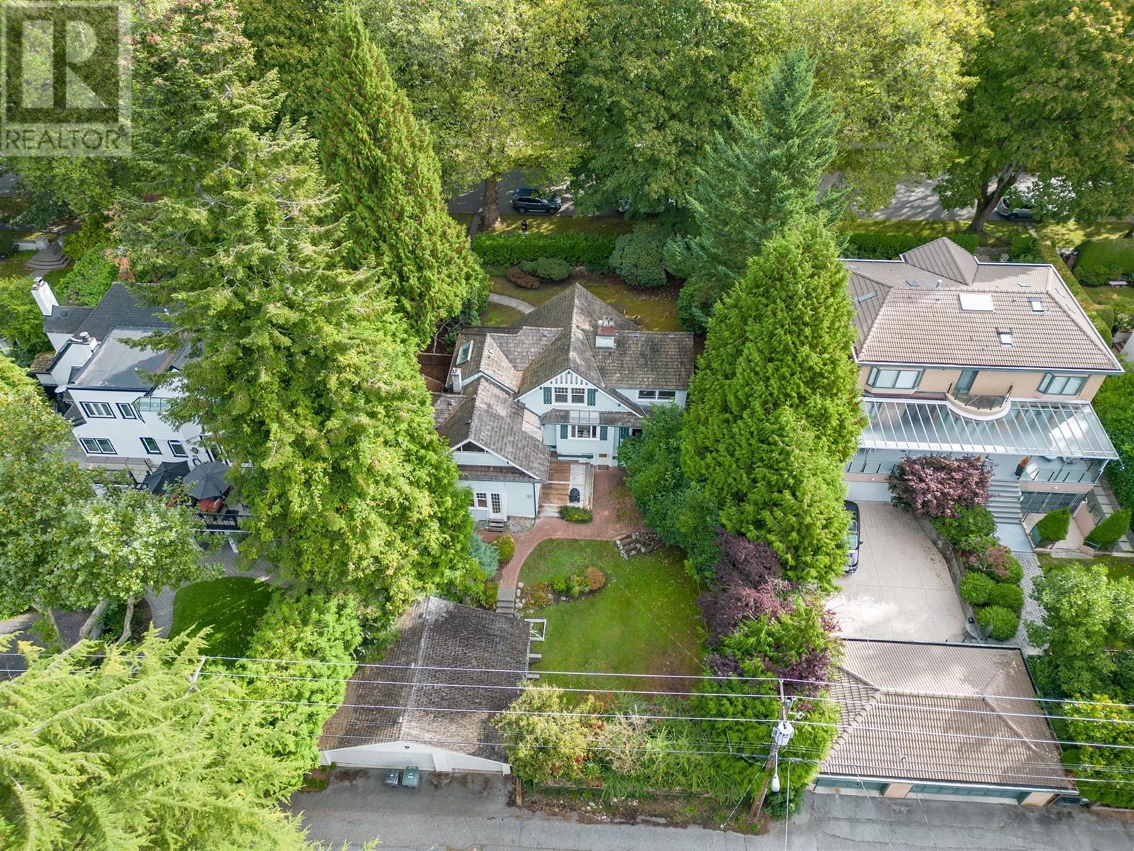 Listing Picture 28 of 31 : 4637 ANGUS DRIVE, Vancouver / 溫哥華 - 魯藝地產 Yvonne Lu Group - MLS Medallion Club Member