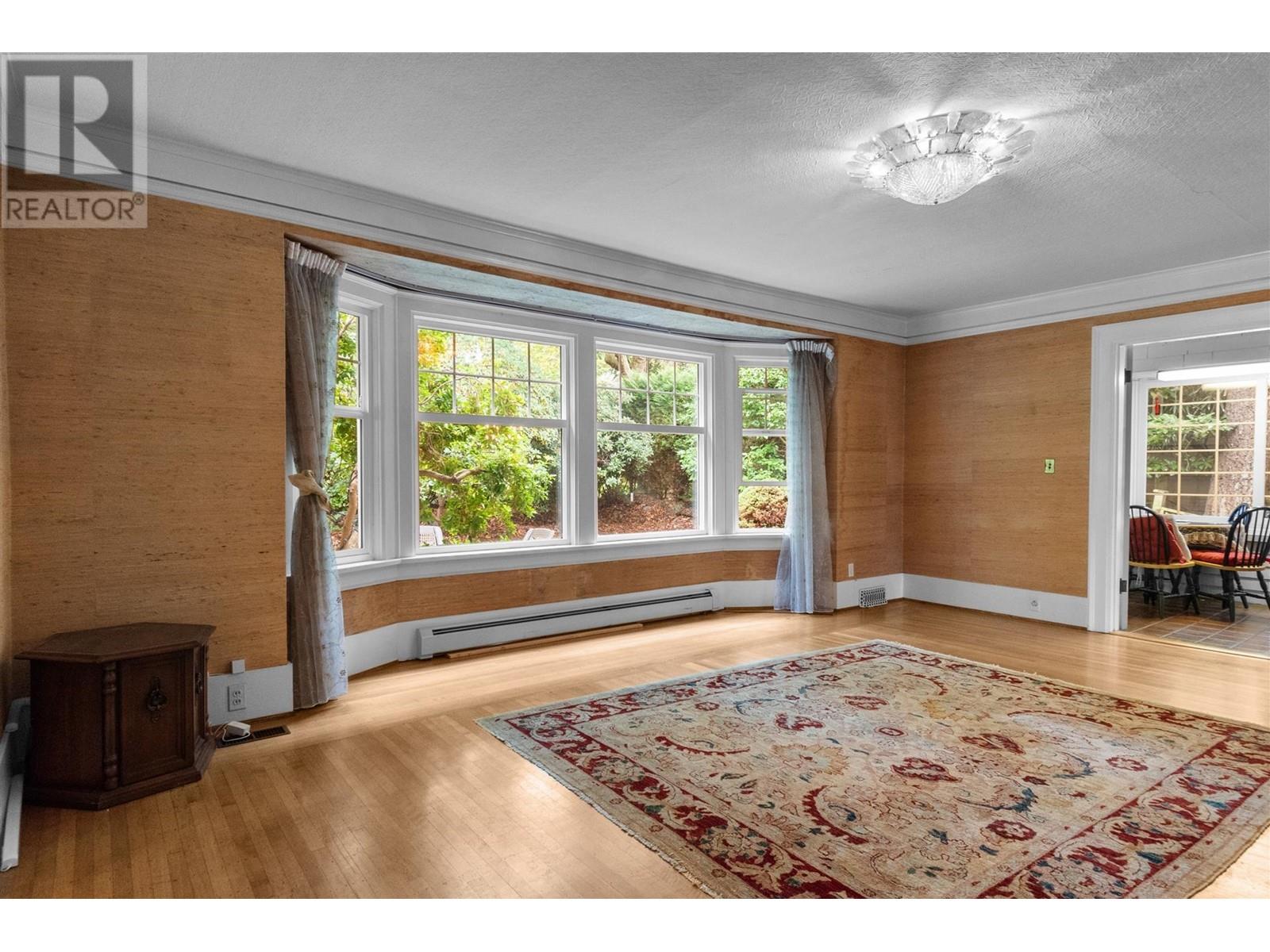 Listing Picture 5 of 31 : 4637 ANGUS DRIVE, Vancouver / 溫哥華 - 魯藝地產 Yvonne Lu Group - MLS Medallion Club Member