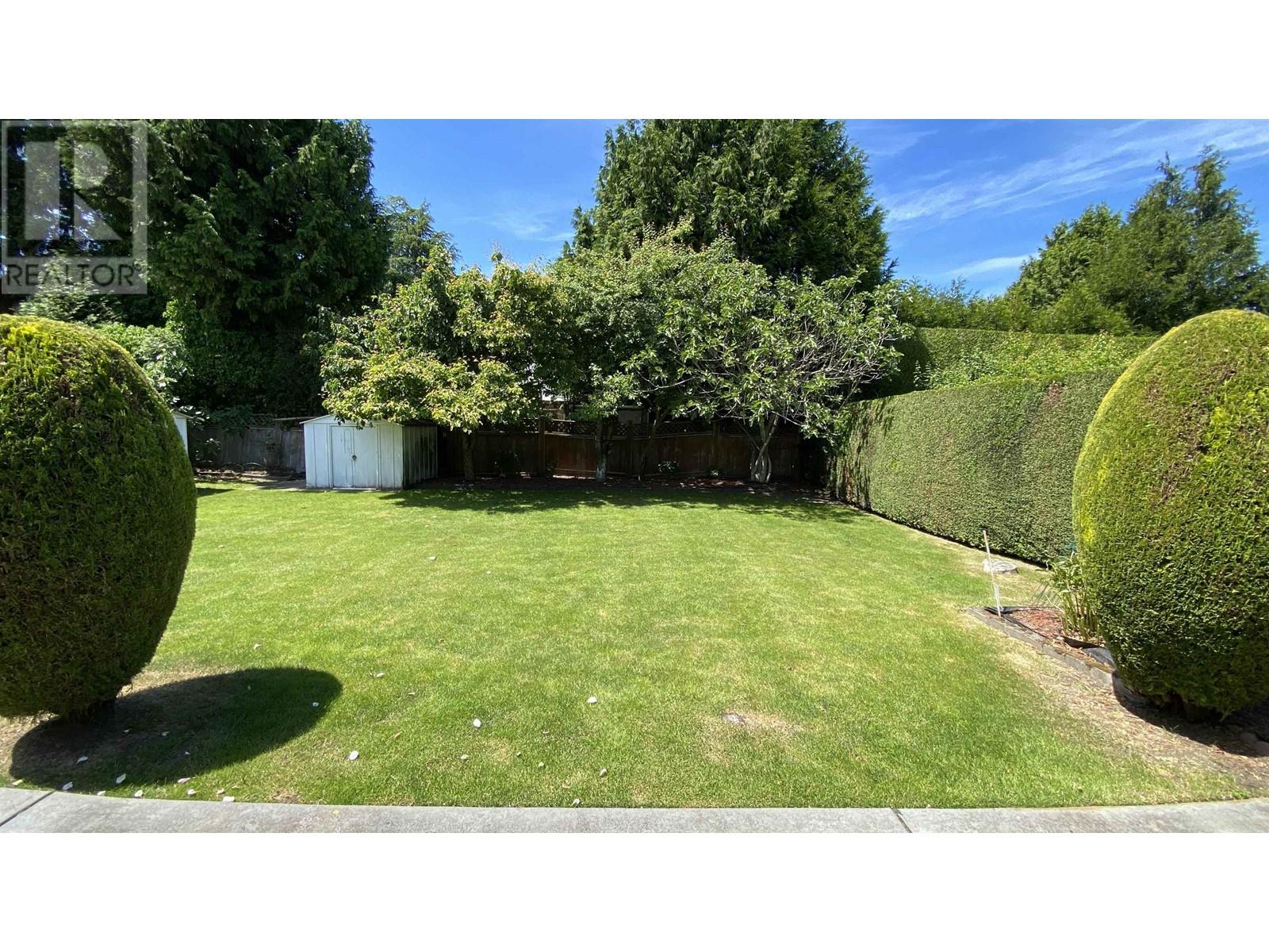 Listing Picture 23 of 28 : 6151 BELLFLOWER DRIVE, Richmond / 烈治文 - 魯藝地產 Yvonne Lu Group - MLS Medallion Club Member