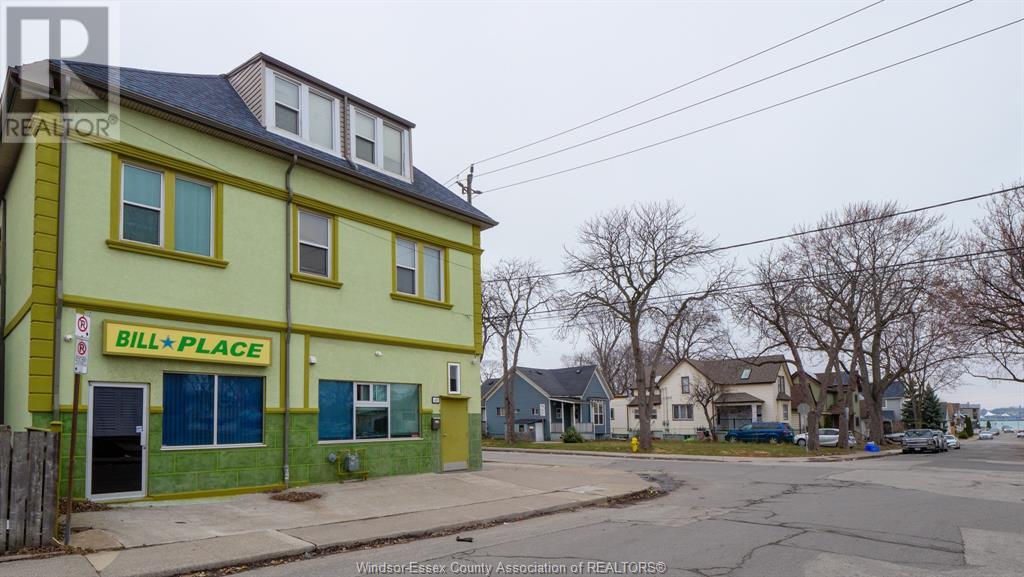 Property at 401 PARENT AVENUE image 3