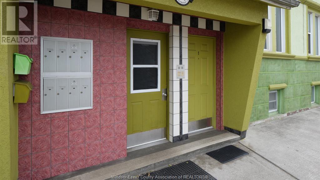 Property at 401 PARENT AVENUE image 4