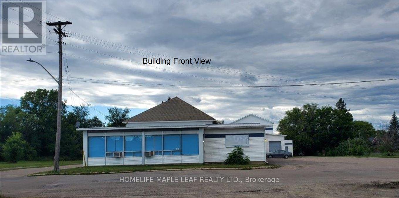 220 Carswell Street, Renfrew, Ontario  K7N 2G4 - Photo 3 - X9374550