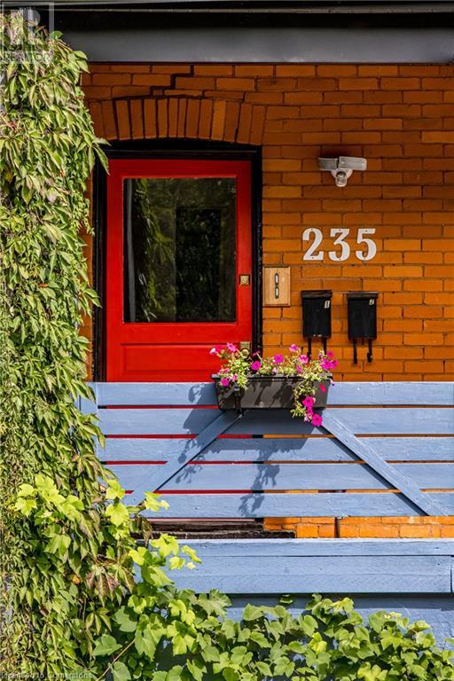 235 Young Street, Hamilton, Ontario  L8N 1V9 - Photo 3 - 40652927