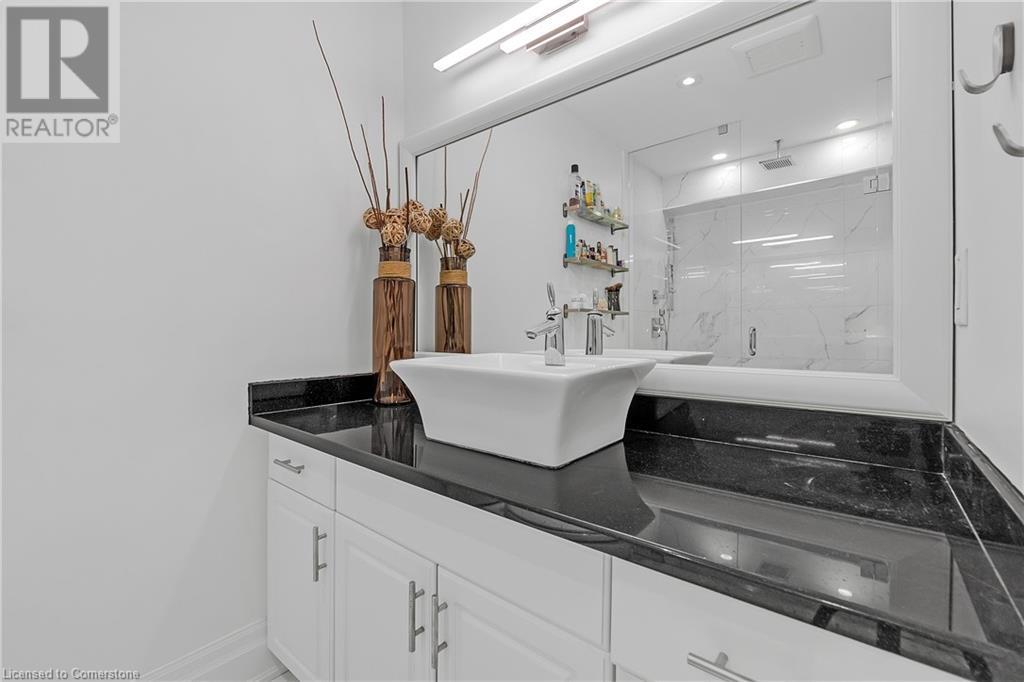 1237 North Shore Boulevard E Unit# 903Burlington, Ontario  L7S 2H8 - Photo 34 - 40655610