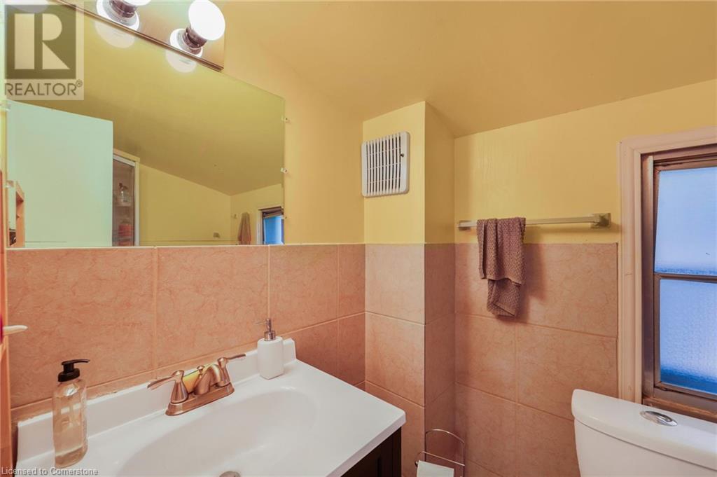 105 Ward Avenue, Hamilton, Ontario L8S 2E8 - Photo 20 - 40654588