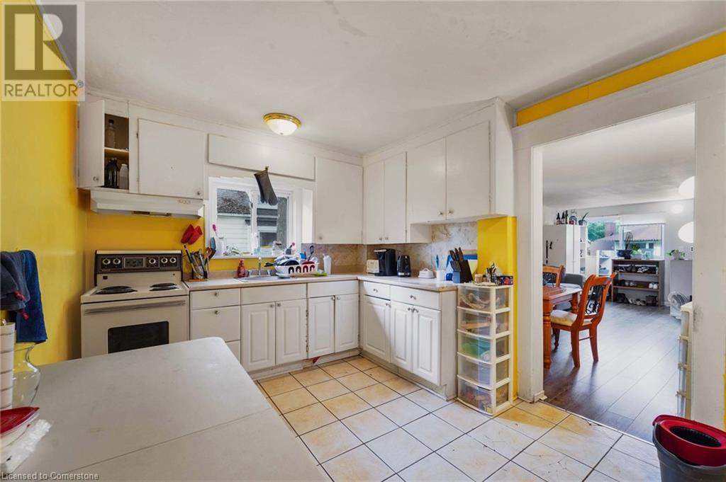 105 Ward Avenue, Hamilton, Ontario L8S 2E8 - Photo 11 - 40654588