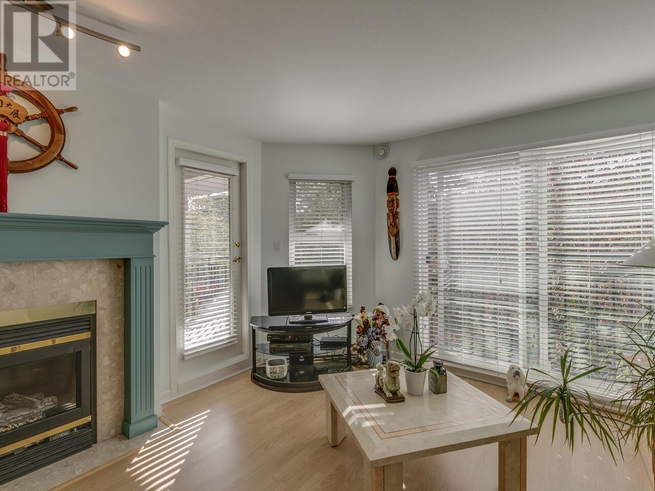 301 2253 Welcher Avenue, Port Coquitlam, British Columbia  V3C 1X2 - Photo 8 - R2930911
