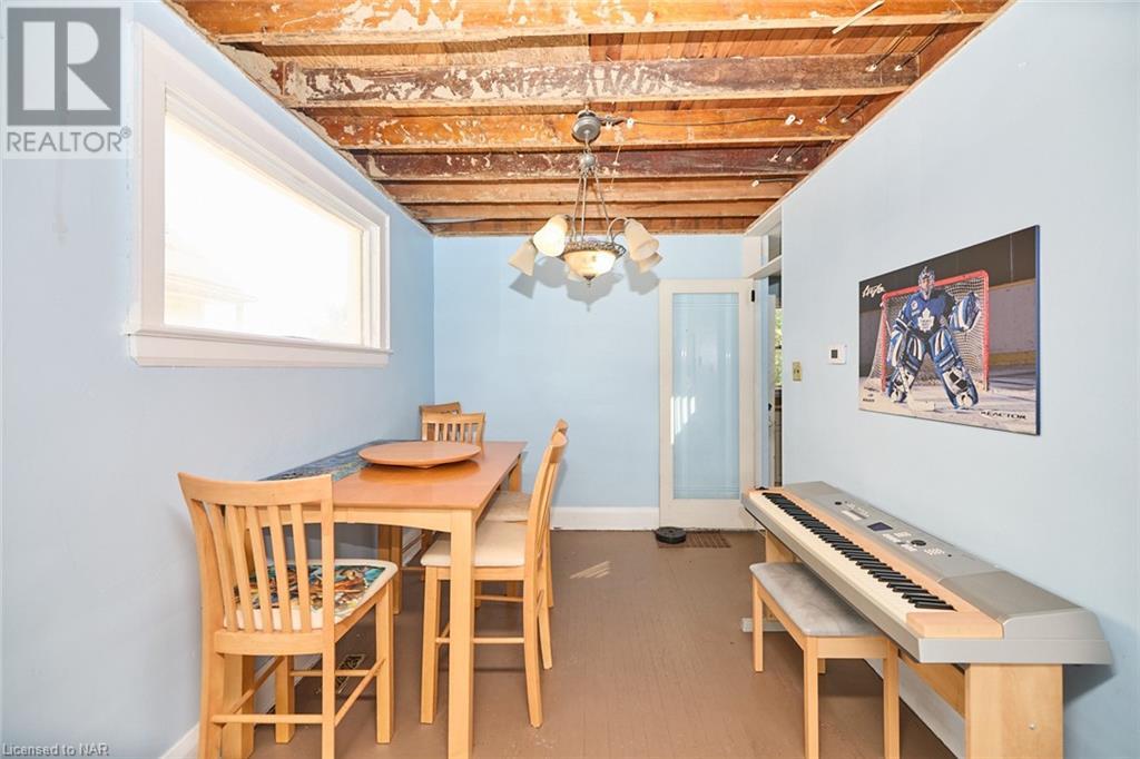 114 Welland Street N, Thorold, Ontario  L2V 2C1 - Photo 10 - 40648012