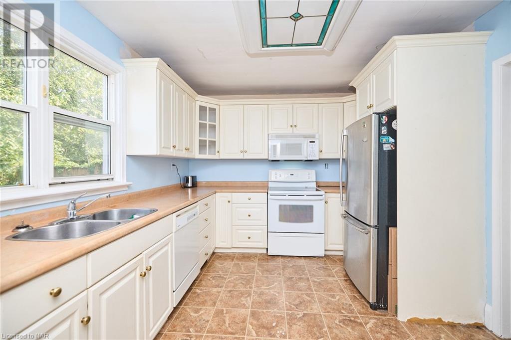 114 Welland Street N, Thorold, Ontario  L2V 2C1 - Photo 14 - 40648012