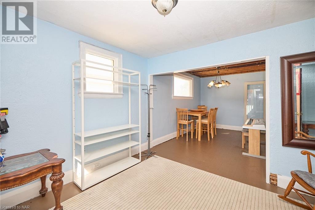 114 Welland Street N, Thorold, Ontario  L2V 2C1 - Photo 8 - 40648012