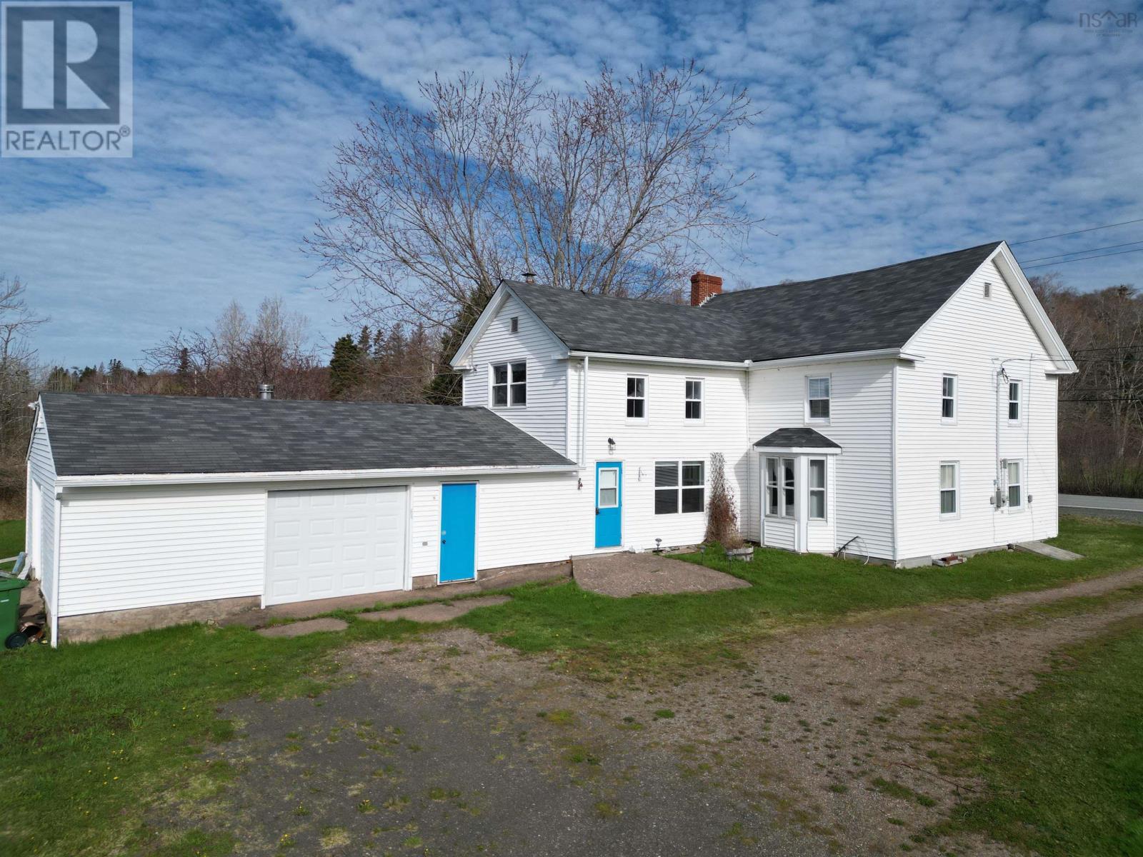 4308 Highway 2, Upper Economy, Nova Scotia  B0M 1B0 - Photo 1 - 202423628