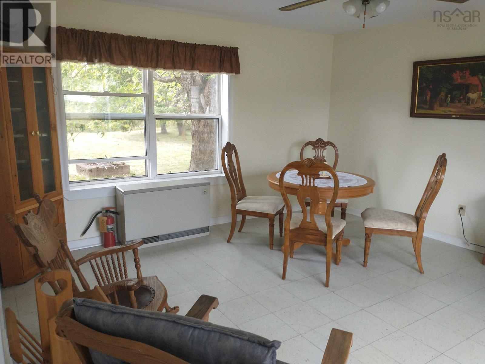 4308 Highway 2, Upper Economy, Nova Scotia  B0M 1B0 - Photo 4 - 202423628