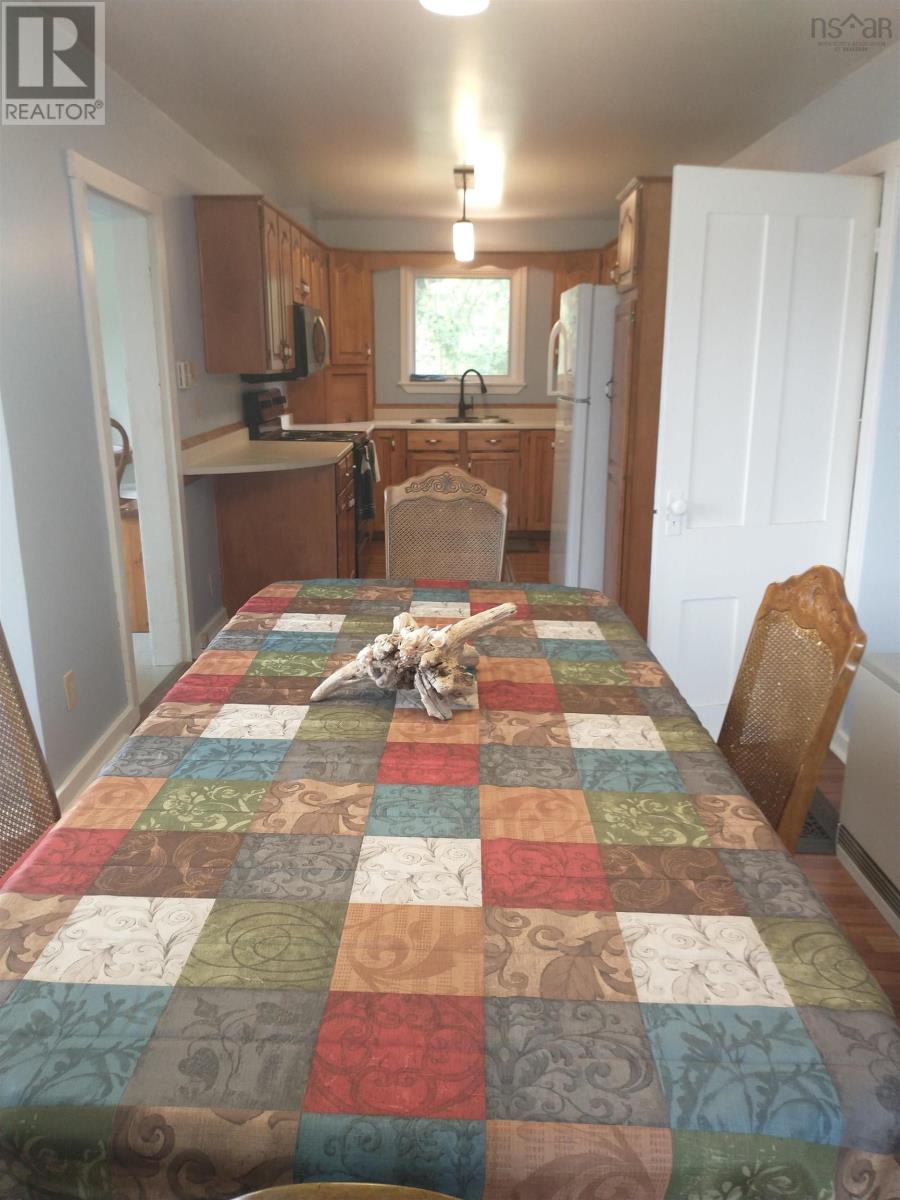 4308 Highway 2, Upper Economy, Nova Scotia  B0M 1B0 - Photo 6 - 202423628