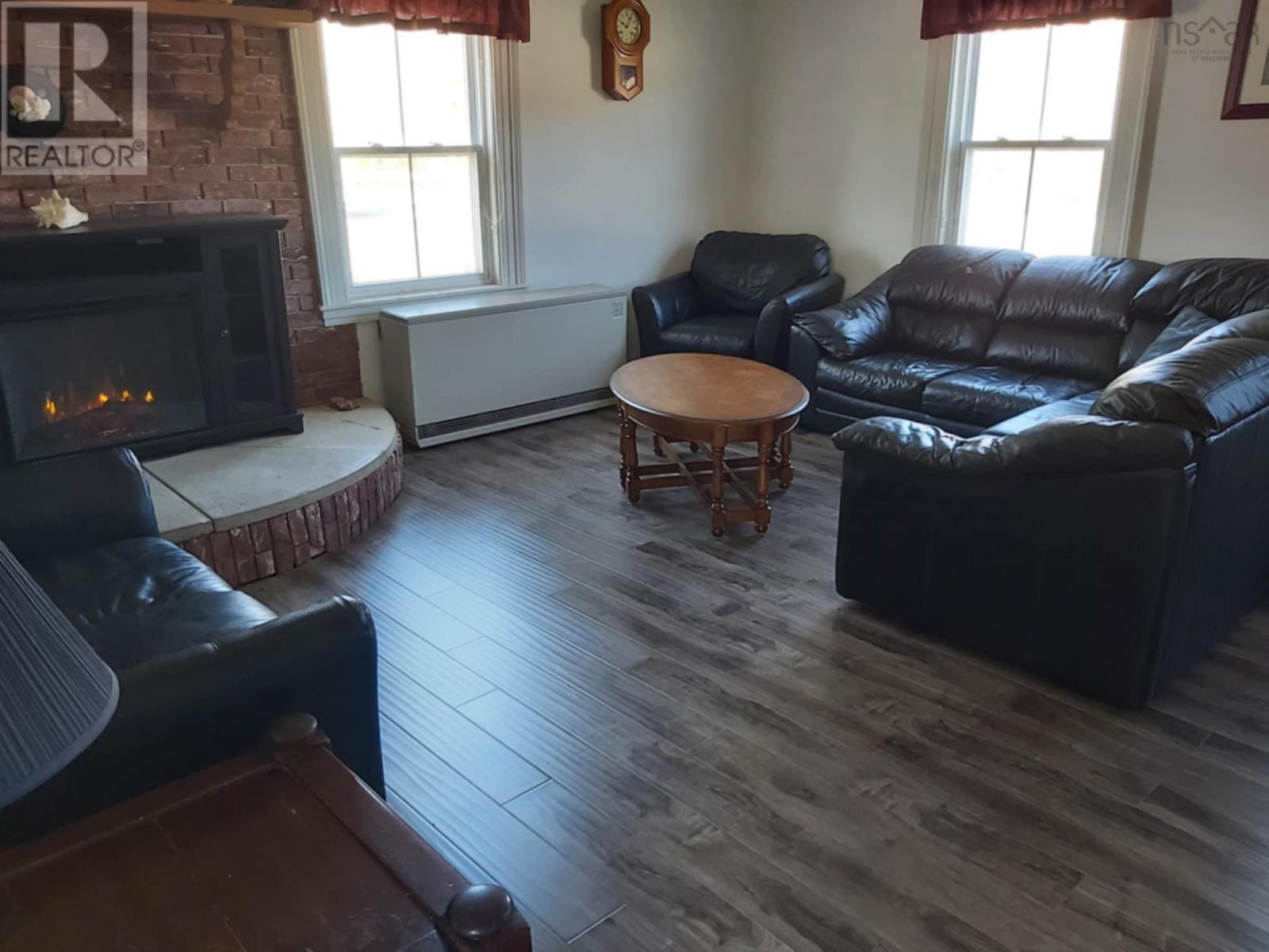 4308 Highway 2, Upper Economy, Nova Scotia  B0M 1B0 - Photo 7 - 202423628