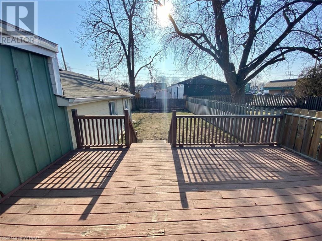 224 Joseph Street, Chatham, Ontario N7L 3H1 - Photo 2 - 40653921