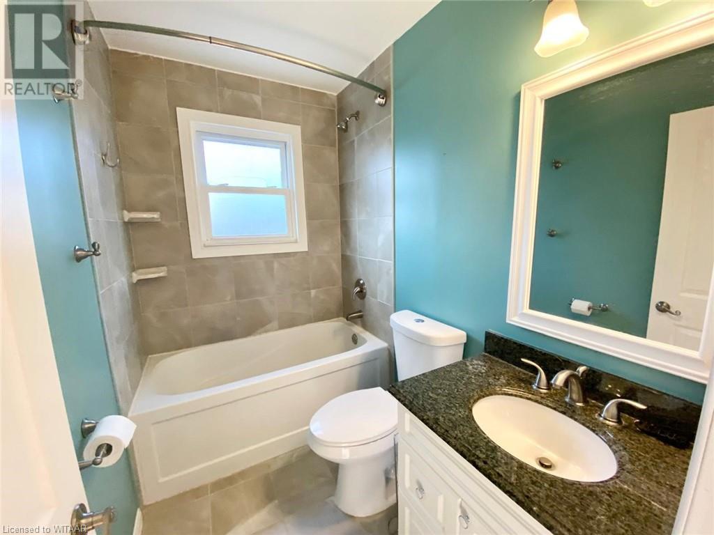 224 Joseph Street, Chatham, Ontario N7L 3H1 - Photo 8 - 40653921