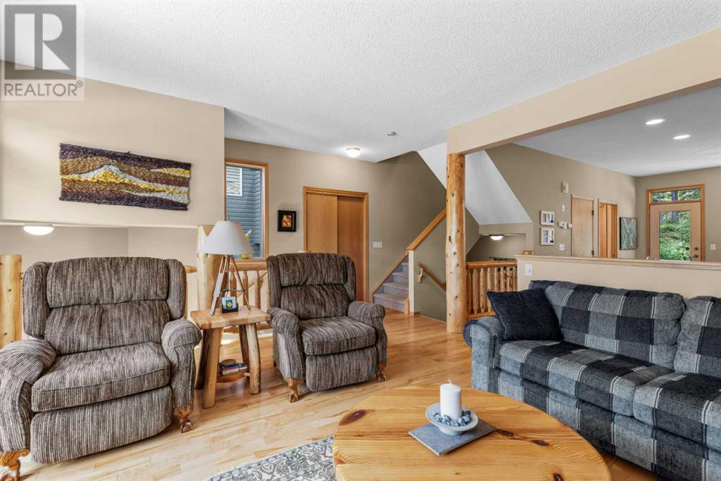 1077 Wilson Way, Canmore, Alberta  T1W 3C5 - Photo 19 - A2158101