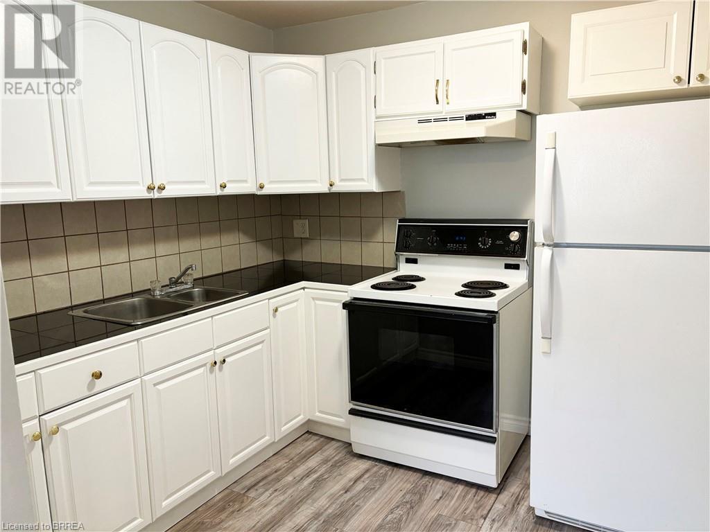 379 Darling Street Unit# 7, Brantford, Ontario  N3S 7G4 - Photo 3 - 40651435