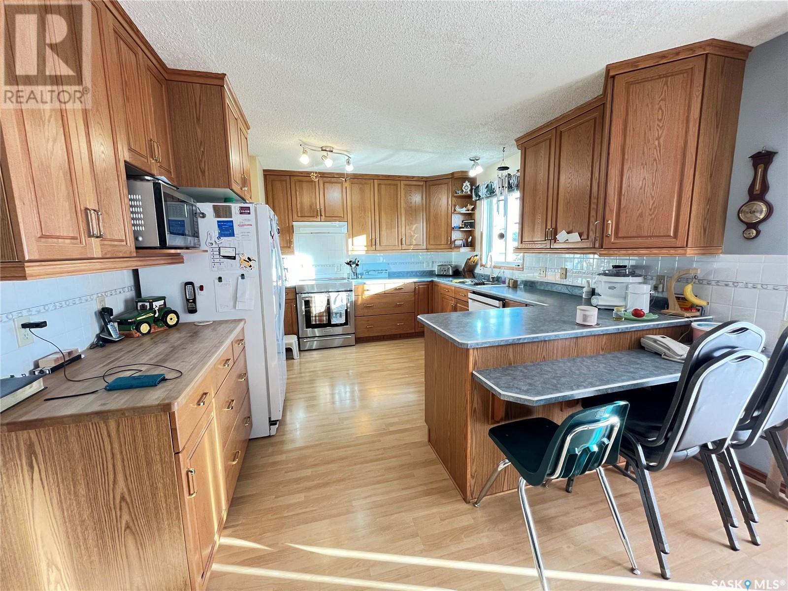 620 Griffin Street, Maple Creek, Saskatchewan  S0N 1N0 - Photo 9 - SK984942