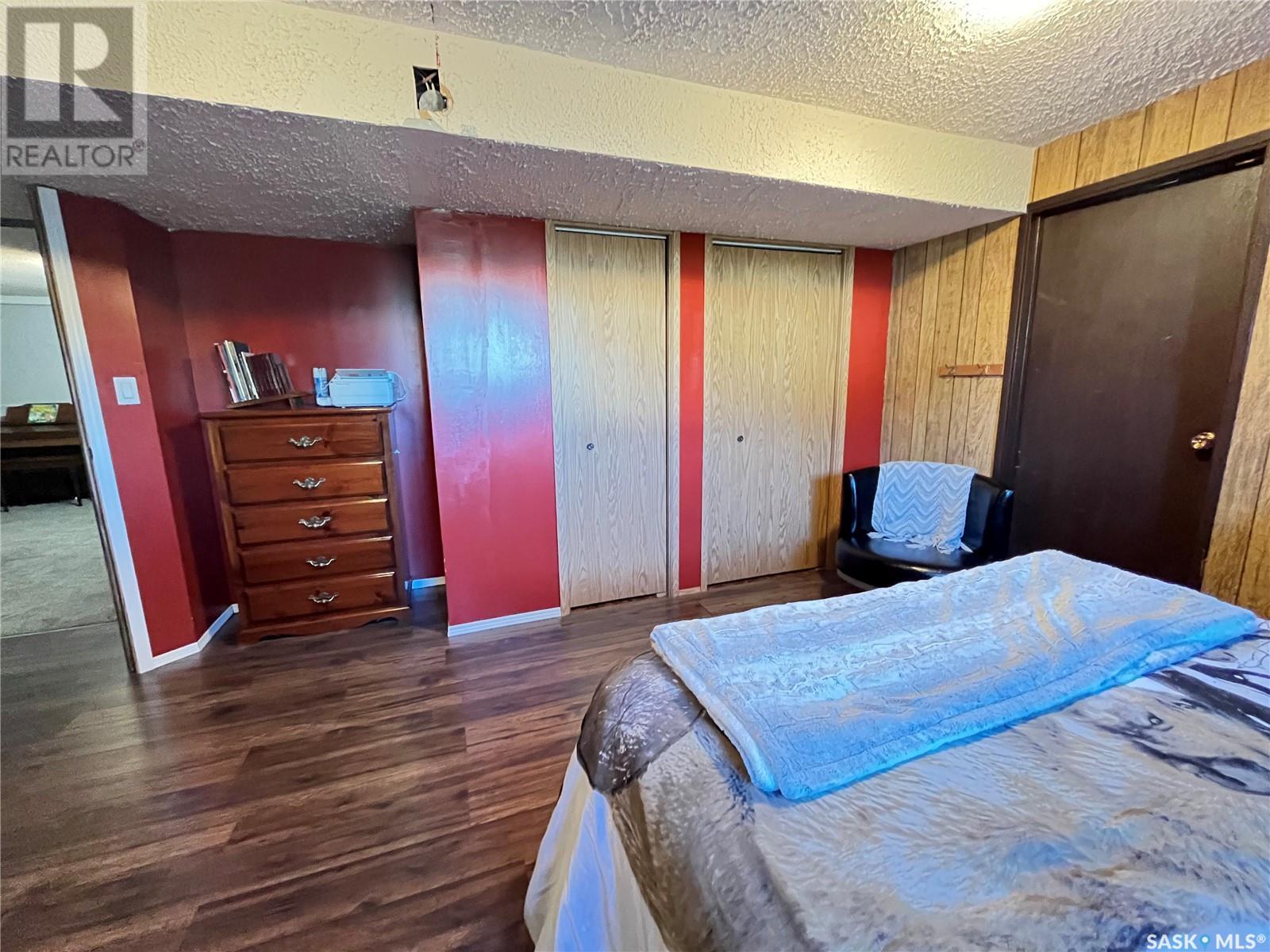 620 Griffin Street, Maple Creek, Saskatchewan  S0N 1N0 - Photo 32 - SK984942