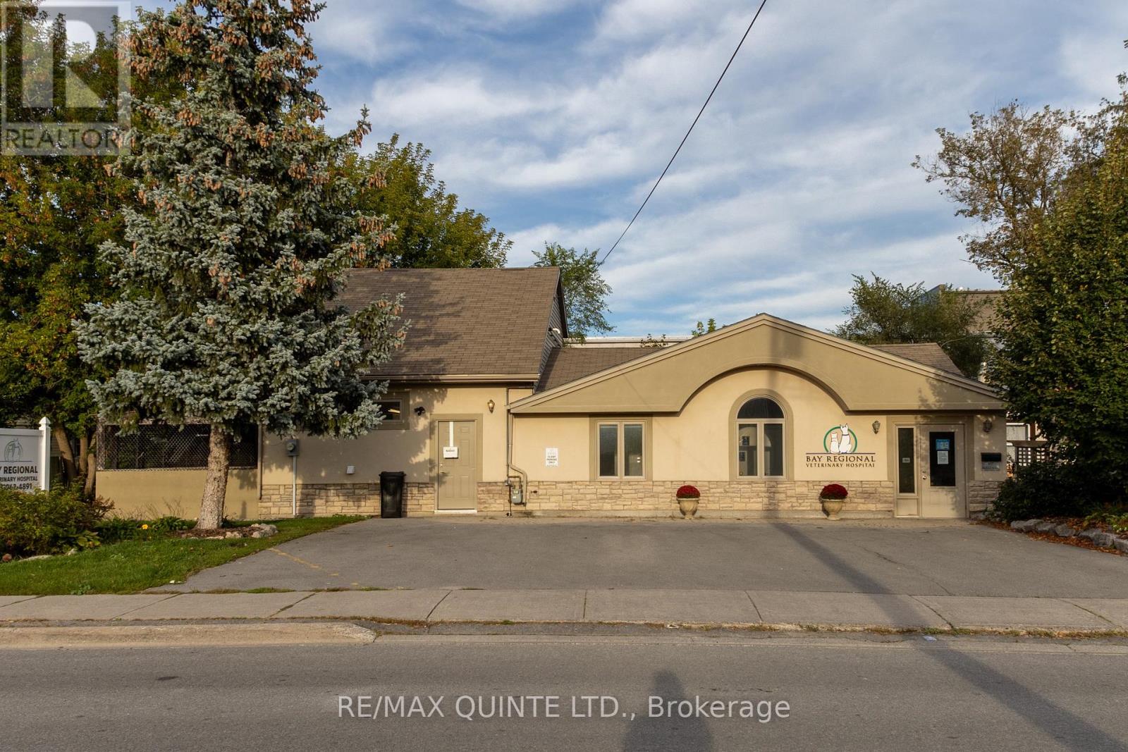 437 Bleecker Avenue, Belleville (Belleville Ward), Ontario  K8N 3W2 - Photo 2 - X9376448
