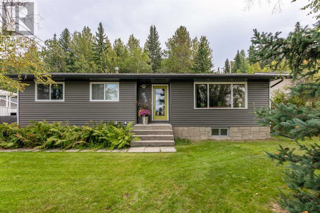 153 Alder Drive, Hinton, Alberta