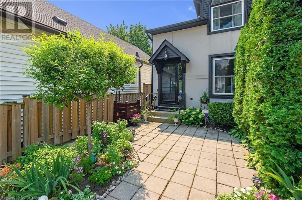 Property at 23 MACAULAY Street W Unit# 3 image 2
